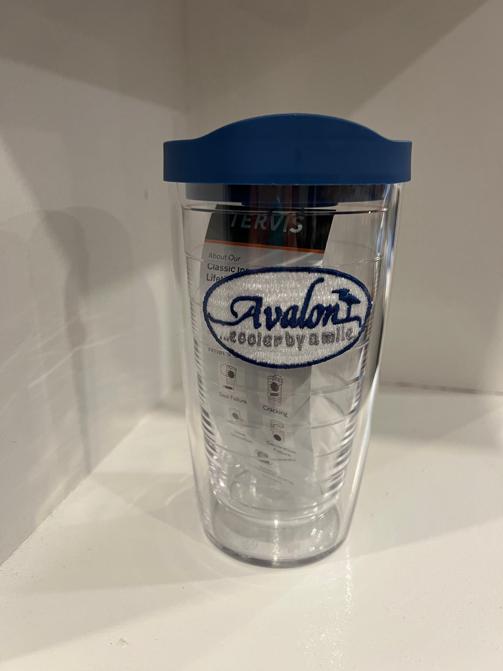 Tervis Avalon Welcome 16 ounce Tumbler with blue lid